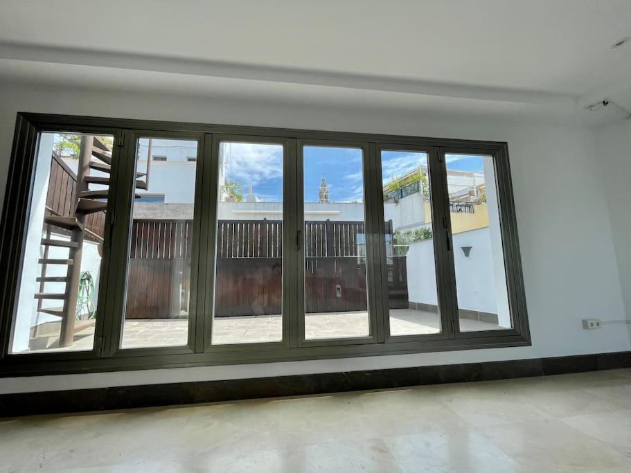 セビリア Fdez Amazing House By Cathedral And Giralda With Private Poolヴィラ エクステリア 写真